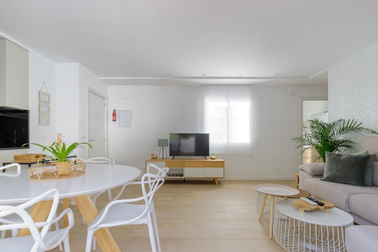 Spacious & Quiet Apartment By Hellomalaga - Azahar Екстериор снимка